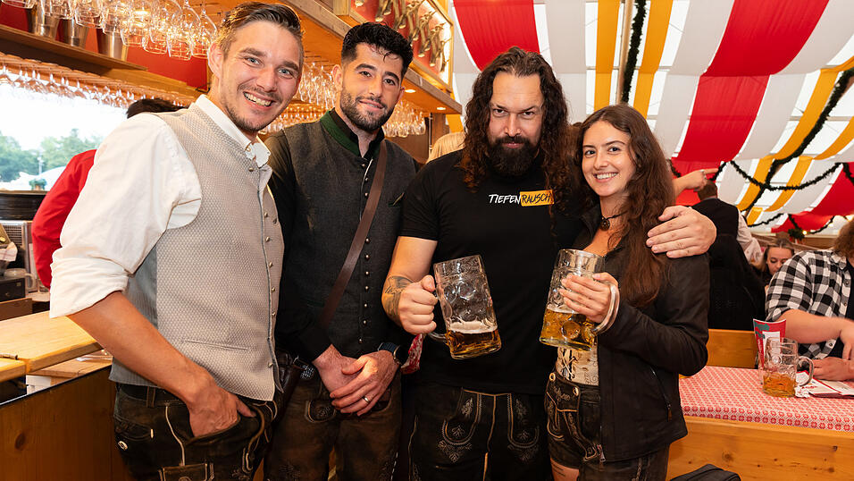 Die Partybilder vom Montag, 19. August, aus dem Festzelt Kr&ouml;nner.