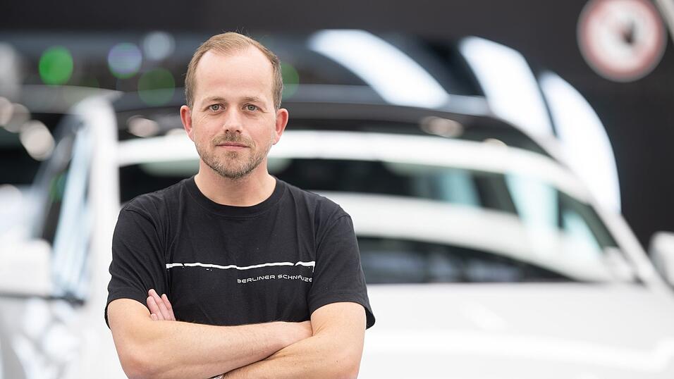 Der Werksleiter der Tesla-Fabrik in Grünheide, André Thierig, hält die Betriebsratswahl für bedeutsam. (Archivbild) Der Werksleiter der Tesla-Fabrik in Grünheide, André Thierig, hält die Betriebsratswahl für bedeutsam. (Archivbild)