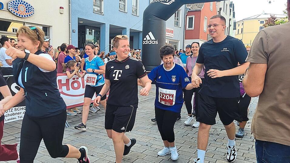 Der Inklusionslauf fand dieses Jahr zum ersten Mal statt. Der Inklusionslauf fand dieses Jahr zum ersten Mal statt.