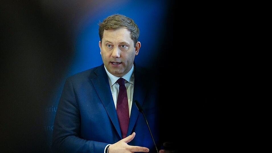 Bundesfinanzminister Lars Klingbeil: &laquo;Unsere Autobauer haben Nachholbedarf.&raquo;