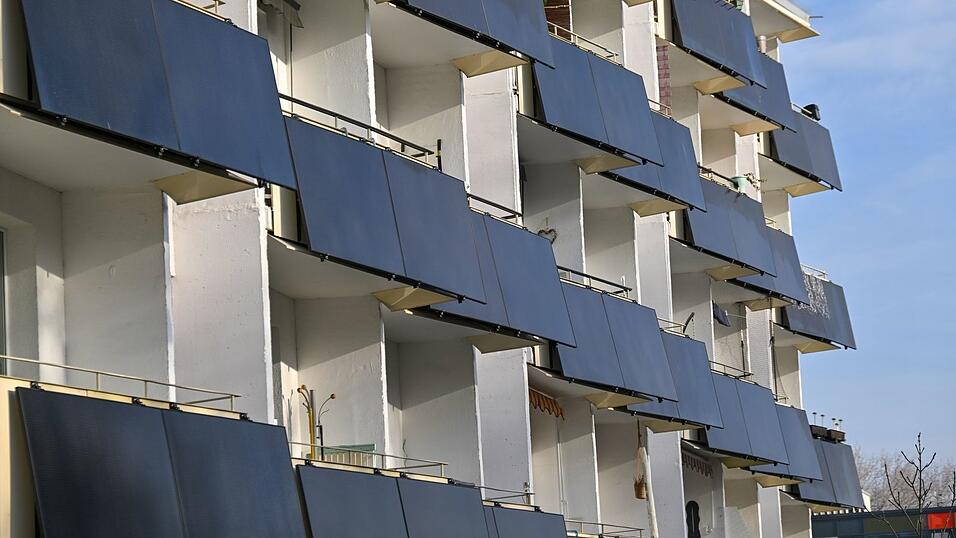 Wer eine neue Photovoltaikanlage anschafft, erh&auml;lt eine etwas geringere Verg&uuml;tung. (Symbolbild)