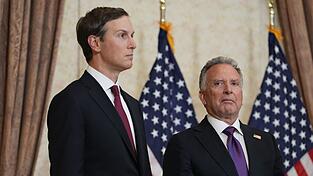 Die US-Unterhändler Witkoff und Kushner sollen laut Berichten Gespräche mit dem Iran aufnehmen. (Archivbild) Die US-Unterhändler Witkoff und Kushner sollen laut Berichten Gespräche mit dem Iran aufnehmen. (Archivbild)