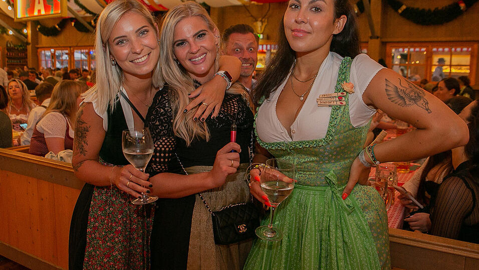 Die Partybilder von Samstag, 20. August 2022, aus dem Festzelt Krönner.