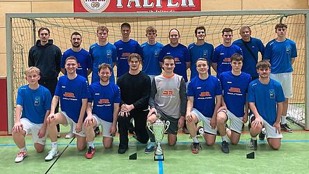 Die Finalisten des Hallenturniers.