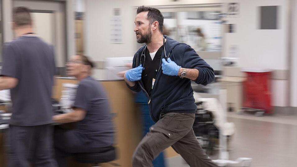 Die Krankenhausserie &laquo;The Pitt&raquo; spielt in Echtzeit.