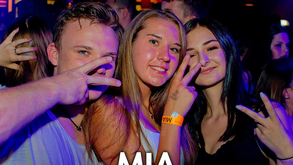 Beste Stimmung auf der Oberstufenparty im Mia Nightclub in Cham. Beste Stimmung auf der Oberstufenparty im Mia Nightclub in Cham.