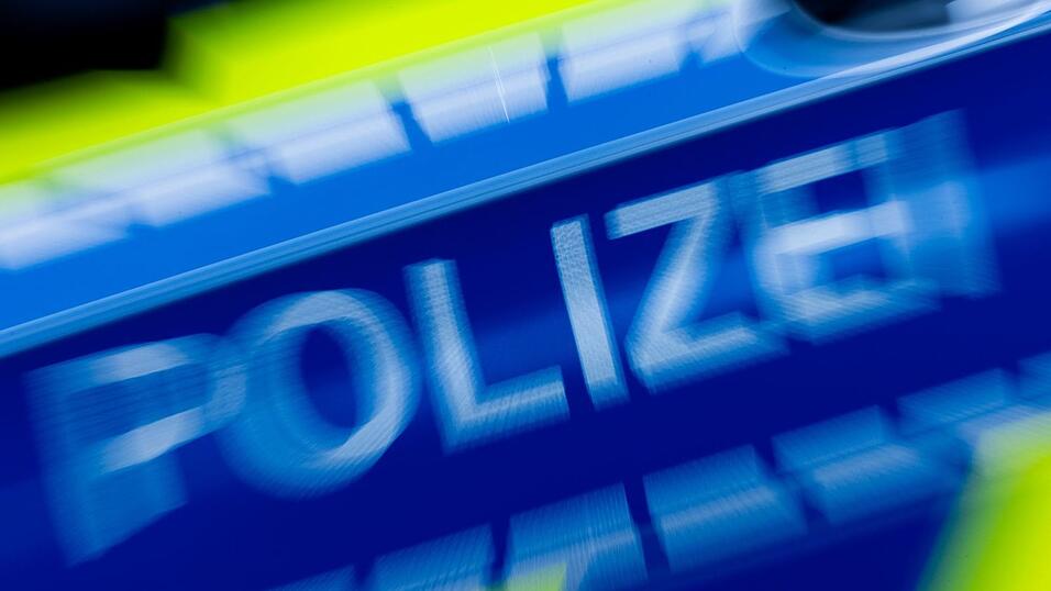 Nach dem Angriff auf eine Joggerin in Gerolzhofen hat die Polizei einen 35 Jahre alten Tatverdächtigen ermittelt. (Symbolbild) Nach dem Angriff auf eine Joggerin in Gerolzhofen hat die Polizei einen 35 Jahre alten Tatverdächtigen ermittelt. (Symbolbild)