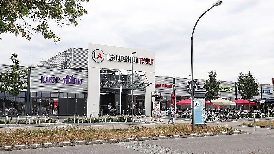 Ein Überbau für den Parkplatz beim Landshut Park? Eine Vergrößerung steht nicht zur Diskussion, heißt es vonseiten der Firma Parken & Management. Ein Überbau für den Parkplatz beim Landshut Park? Eine Vergrößerung steht nicht zur Diskussion, heißt es vonseiten der Firma Parken & Management.
