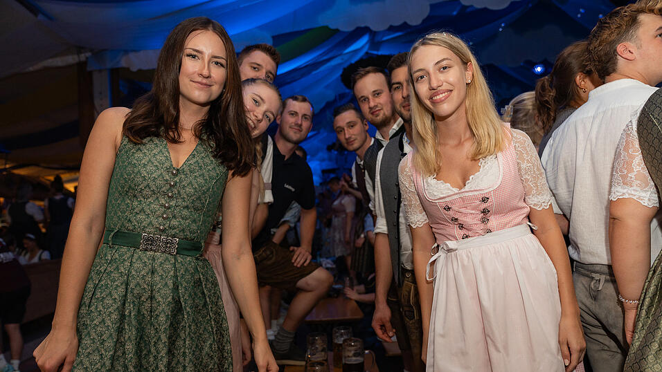 Die Partybilder vom Samstg, 19. August 2023, aus dem Festzelt Reisinger. Die Partybilder vom Samstg, 19. August 2023, aus dem Festzelt Reisinger.