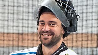 Nichts unversucht lässt der IHC Atting, um den drohenden Abstieg zu verhindern. Wegen der aktuellen Personalknappheit wird Goalie Raphael Heitzer reaktiviert, der eigentlich seinen Rücktritt erklärt hatte. Ebenso wie Thomas Bauer. Nichts unversucht lässt der IHC Atting, um den drohenden Abstieg zu verhindern. Wegen der aktuellen Personalknappheit wird Goalie Raphael Heitzer reaktiviert, der eigentlich seinen Rücktritt erklärt hatte. Ebenso wie Thomas Bauer.