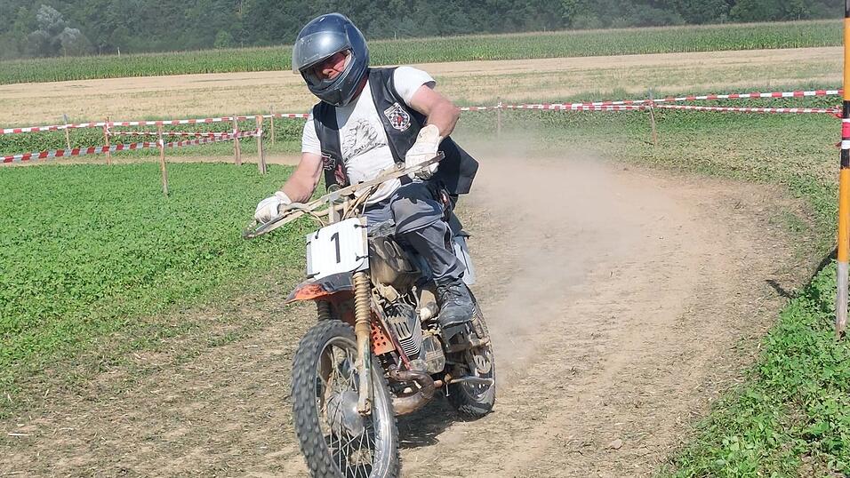 So lief das Mofarennen der Motorradfreunde Adlkofen: So lief das Mofarennen der Motorradfreunde Adlkofen: