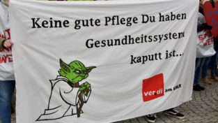 Das Original-Plakat vom Protest am UKR. Das Original-Plakat vom Protest am UKR.