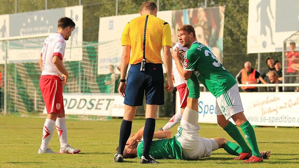 Der Jahn kommt bei Schalding-Heining nicht über ein 0:0 hinaus. Der Jahn kommt bei Schalding-Heining nicht über ein 0:0 hinaus.