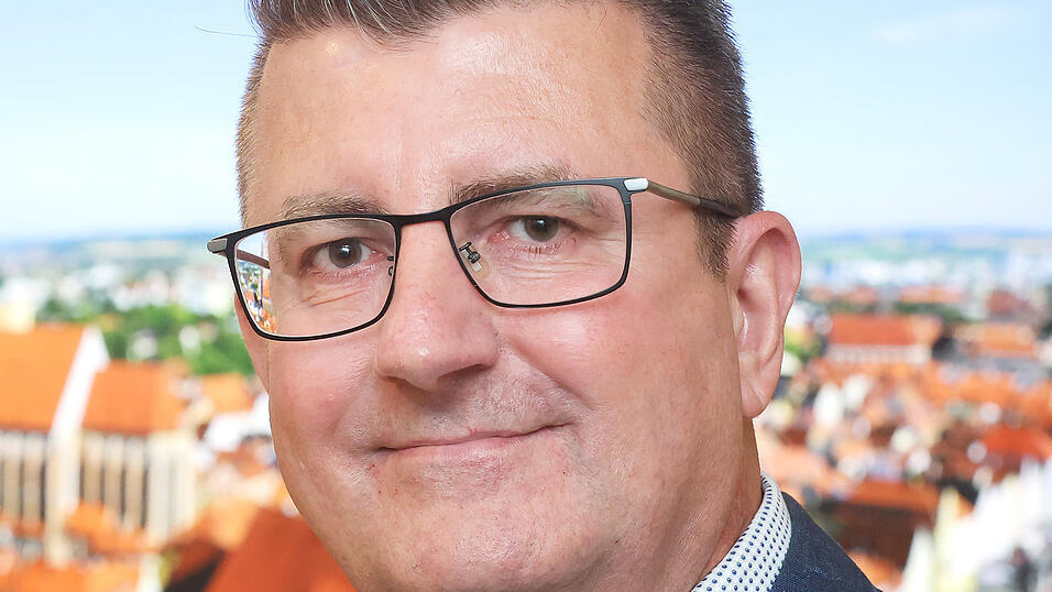 Christian Halbig übernimmt im November die Geschäftsführung des Netzwerks von Jürgen Handschuch. Christian Halbig übernimmt im November die Geschäftsführung des Netzwerks von Jürgen Handschuch.