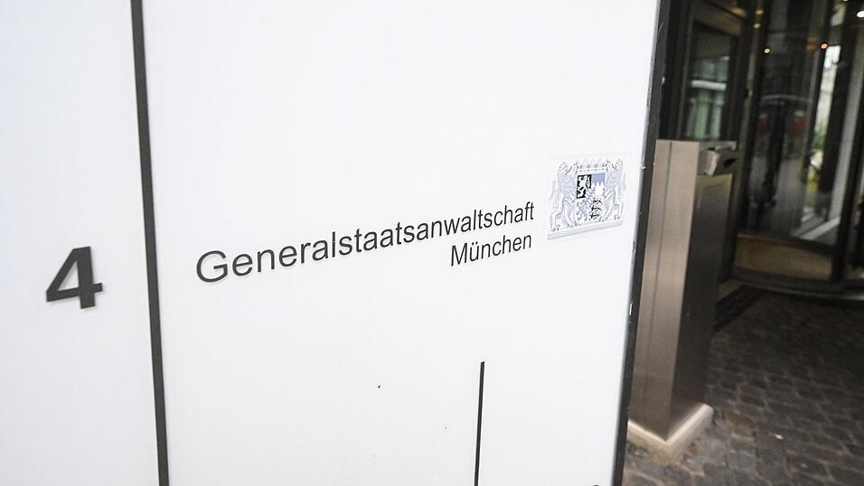 Die Generalstaatsanwaltschaft München hat einen Ukrainer festgenommen, der ein Rüstungsunternehmen ausspionieren wollte (Symbolbild). Die Generalstaatsanwaltschaft München hat einen Ukrainer festgenommen, der ein Rüstungsunternehmen ausspionieren wollte (Symbolbild).