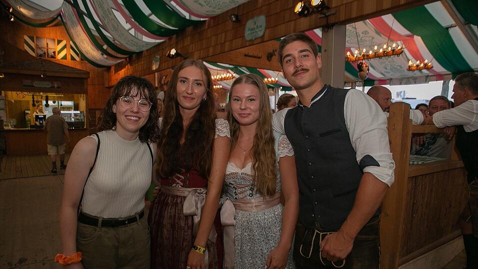Die Partybilder von Mittwoch, 17. August 2022, aus dem Festzelt Weckmann.