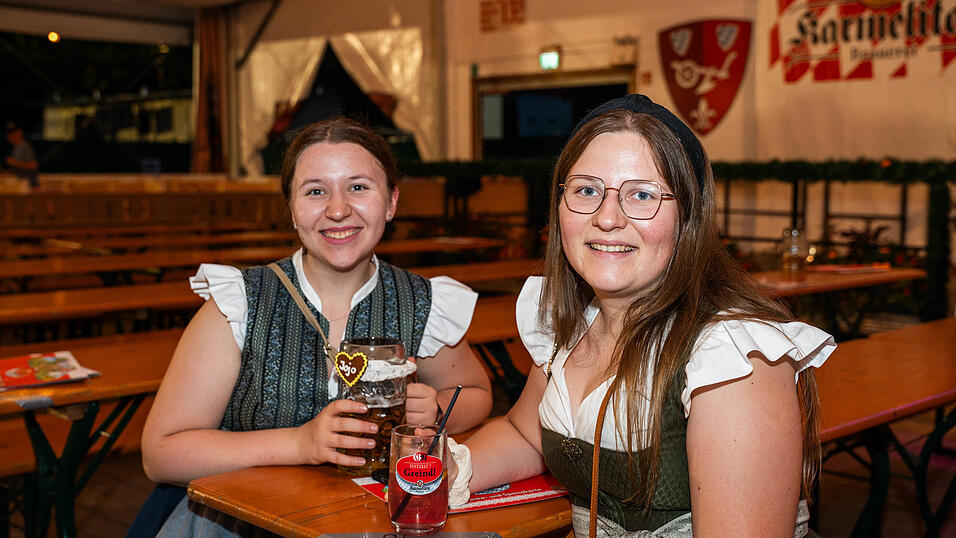 Die Partybilder vom Sonntag, 16. August, aus dem Festzelt Greindl. Die Partybilder vom Sonntag, 16. August, aus dem Festzelt Greindl.