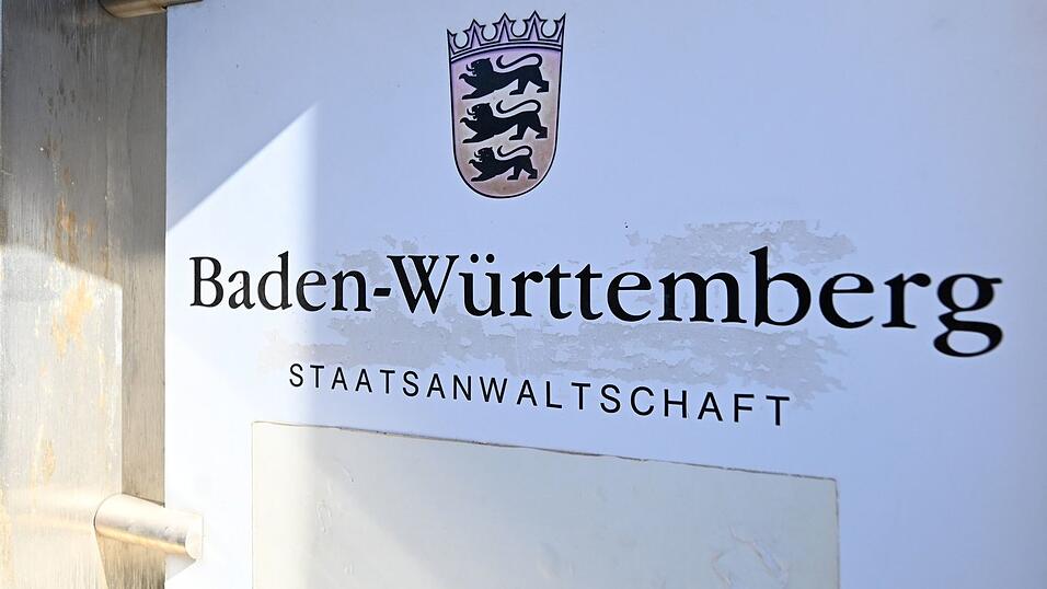 Die Staatsanwaltschaft ermittelt gegen die Leiterin einer Jugendhilfeeinrichtung. (Symbolbild) Die Staatsanwaltschaft ermittelt gegen die Leiterin einer Jugendhilfeeinrichtung. (Symbolbild)