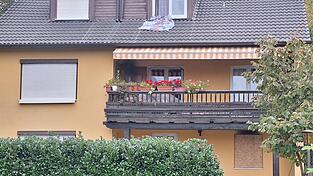 In der unteren Wohnung sind die Spuren des Brandes deutlich zu sehen.