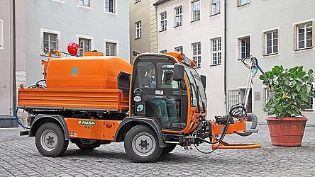 Die Hauptaufgabe des Amts f&uuml;r Stadtgr&uuml;n ist aktuell, alle Pflanzen zu gie&szlig;en.