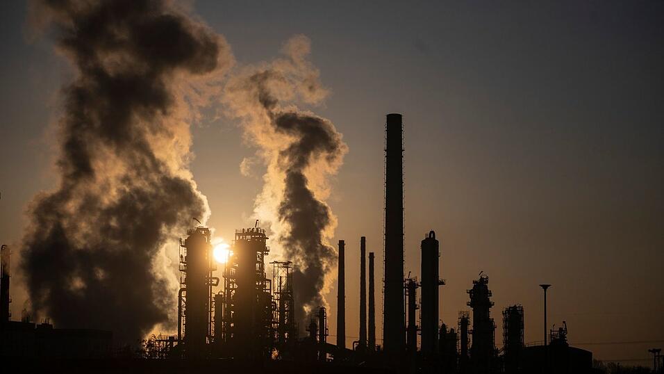 Der Iran-Krieg trifft die von Rohstoffen abh&auml;ngige deutsche Wirtschaft hart. (Symbolbild)