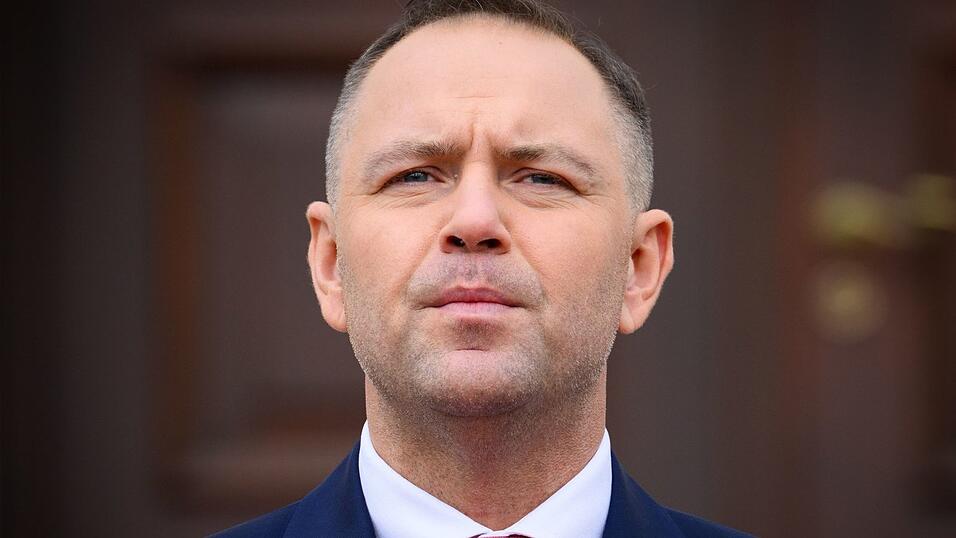 Polens Pr&auml;sident Karol Nawrocki hatte schon vor seiner Wahl angek&uuml;ndigt, auf Konfrontationskurs mit der Regierung zu gehen. (Archivbild)