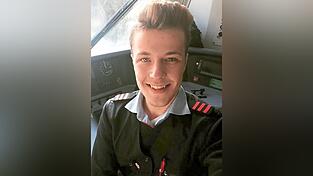 Tobias Probst im Lokführerstand. Tobias Probst im Lokführerstand.