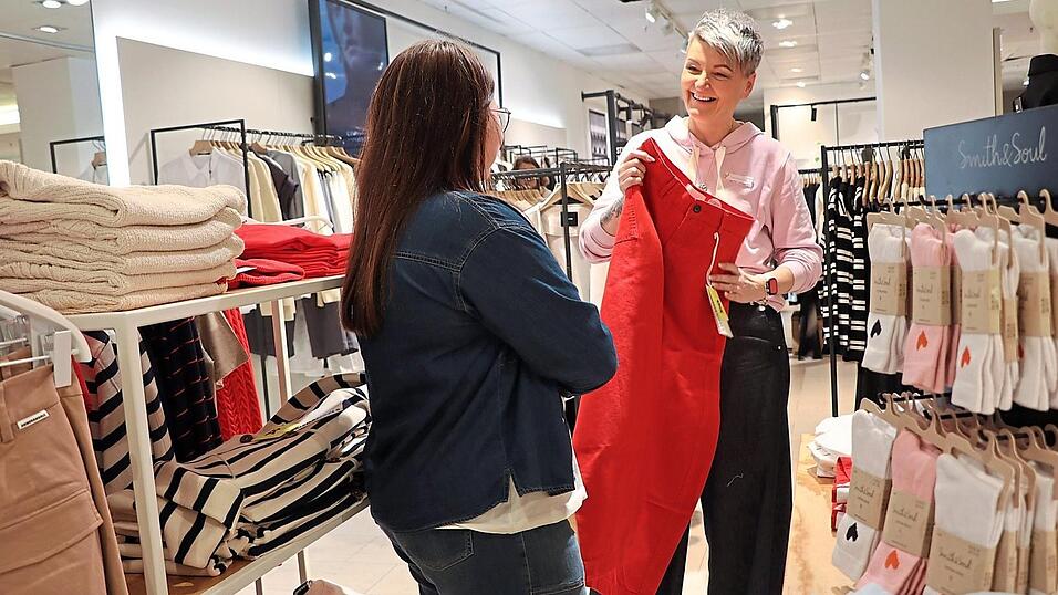Mode shoppen: Dazu haben viele an einem Br&uuml;ckentag Lust und Laune - und frei.