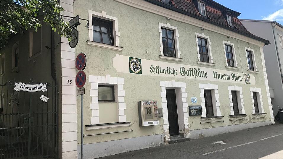 Die Historische Gaststätte Unterm Rain (GUR) hat wieder offen. Die Historische Gaststätte Unterm Rain (GUR) hat wieder offen.