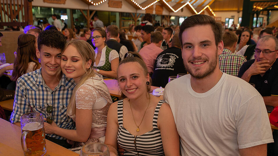 Die Partybilder vom Sonntag, 21. August 2022, aus dem Festzelt Nothaft. 