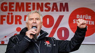 Bayerns IG-Metall-Chef Horst Ott lebt in der Nähe von Vilseck (Kreis Amberg-Sulzbach), ist gelernter Maschinenschlosser und seit 2023 Bezirksleiter der IG Metall Bayern. Seit dem vergangenen Jahr ist er Mitglied im Aufsichtsrat des Zulieferers Schaeffler und bei BMW.