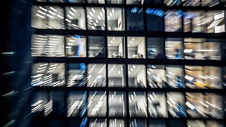 In vielen Betrieben wird eher auf Pr&auml;senz geachtet als auf Arbeitsergebnisse.