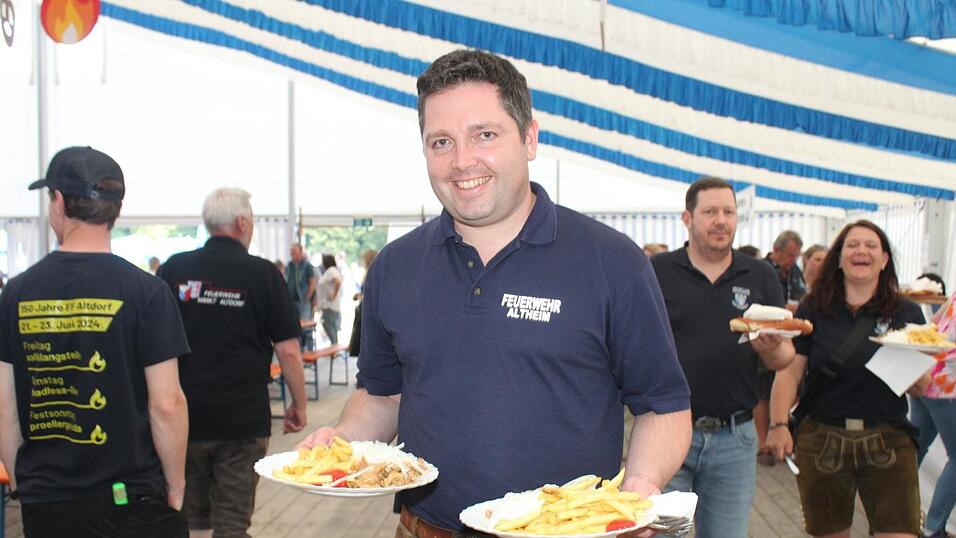 Zur Musik von Headless wurde ausgelassen gefeiert.