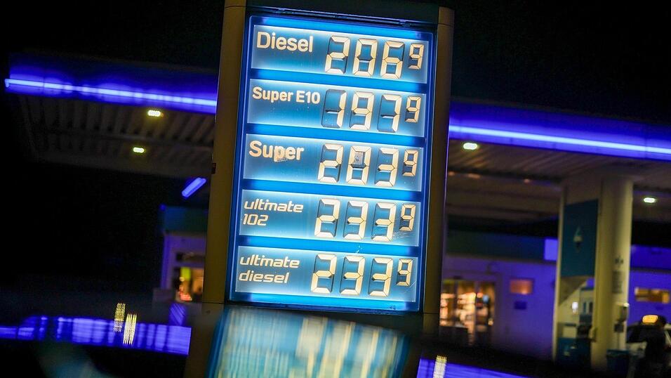 Vor allem E10 kostete am Morgen bei vielen Tankstellen weniger als 2 Euro.