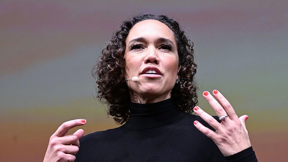 FDP-Generalsekretärin Büttner prangert die Regulierungswut in Deutschland an. FDP-Generalsekretärin Büttner prangert die Regulierungswut in Deutschland an.