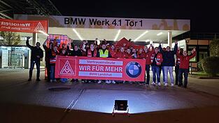 Die Gewerkschaftsvertreter informierten über den aktuellen Stand in der Tarifrunde.