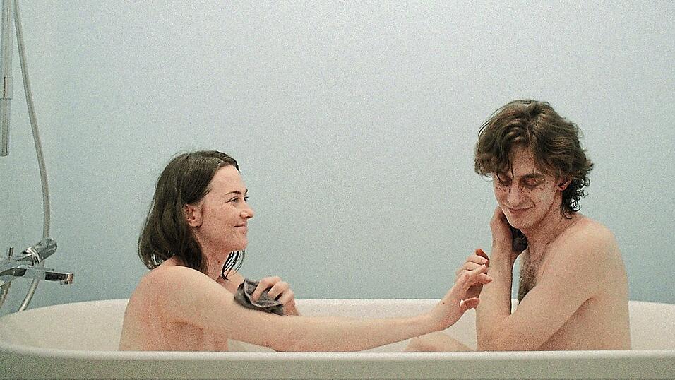 Den Jurypreis in Selb bekam 'It's fine', ein russisch-georgischer Kurzfilm der Regisseurin Alla Eliseeva. Er läuft am Donnerstag als Vorfilm. Den Jurypreis in Selb bekam 'It's fine', ein russisch-georgischer Kurzfilm der Regisseurin Alla Eliseeva. Er läuft am Donnerstag als Vorfilm.