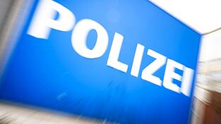 Die Polizei sucht nach Zeugen. (Symbolbild) Die Polizei sucht nach Zeugen. (Symbolbild)