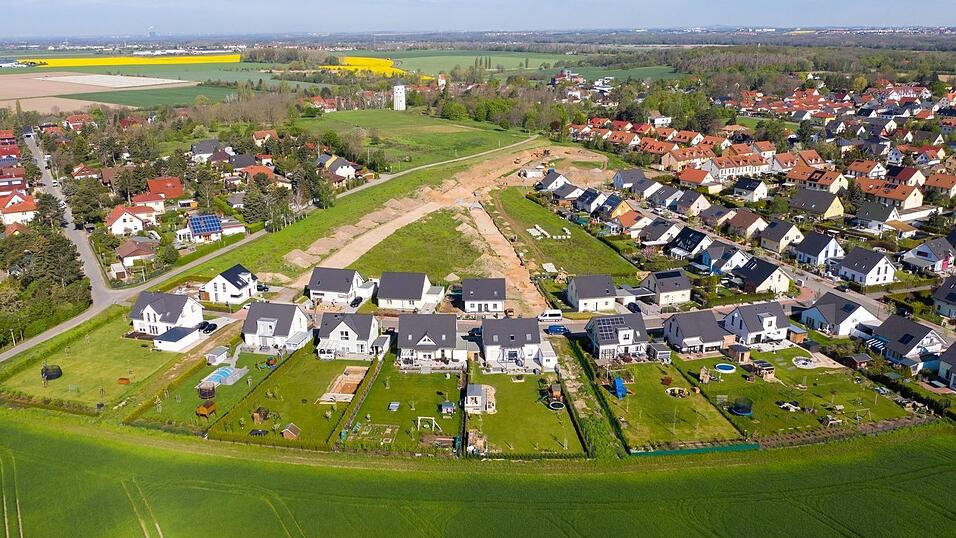 Begehrtes Eigenheim: Die Immobilienpreise in Deutschland sind sieben Quartale in Folge gestiegen. (Archivbild) Begehrtes Eigenheim: Die Immobilienpreise in Deutschland sind sieben Quartale in Folge gestiegen. (Archivbild)