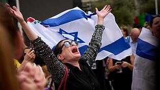 Nach der Hamas stimmte auch Israels Regierung der Waffenruhe zu.