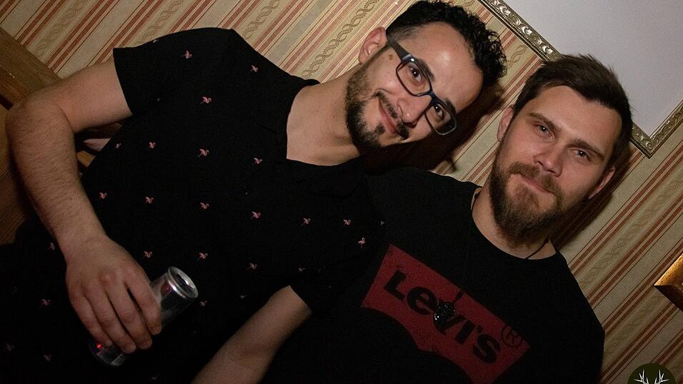 Die Stimmung bei den Partygängern am Samstagabend war prächtig. Die Stimmung bei den Partygängern am Samstagabend war prächtig.