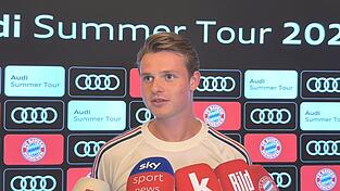 Jonas Urbig hält sich bei seinen DFB-Ambitionen zurück. Jonas Urbig hält sich bei seinen DFB-Ambitionen zurück.