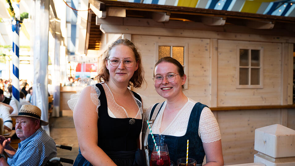 Die Partybilder vom Freitag, 14. August, aus dem Festzelt Reisinger. Die Partybilder vom Freitag, 14. August, aus dem Festzelt Reisinger.
