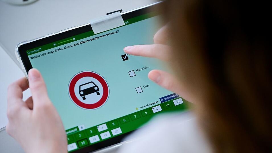 Zunehmend decken Ermittler und Gerichte ein weit verzweigtes System der organisierten Kriminalit&auml;t auf. (Symboldbild)