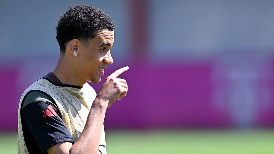 Jamal Musiala soll eine gro&szlig;e Rolle bei der WM spielen. (Archivbild)