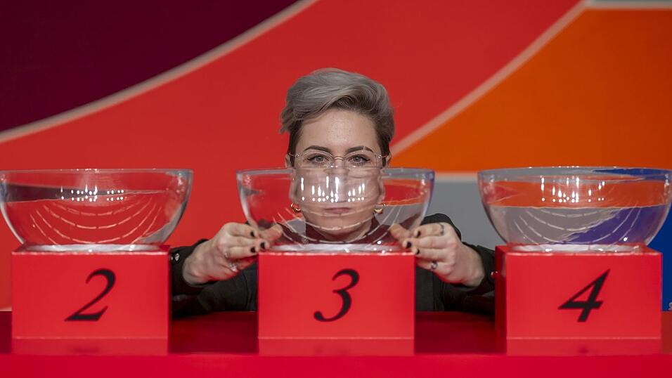 Welches Land in welchem Halbfinale antritt, wurde im Losverfahren ermittelt. Welches Land in welchem Halbfinale antritt, wurde im Losverfahren ermittelt.