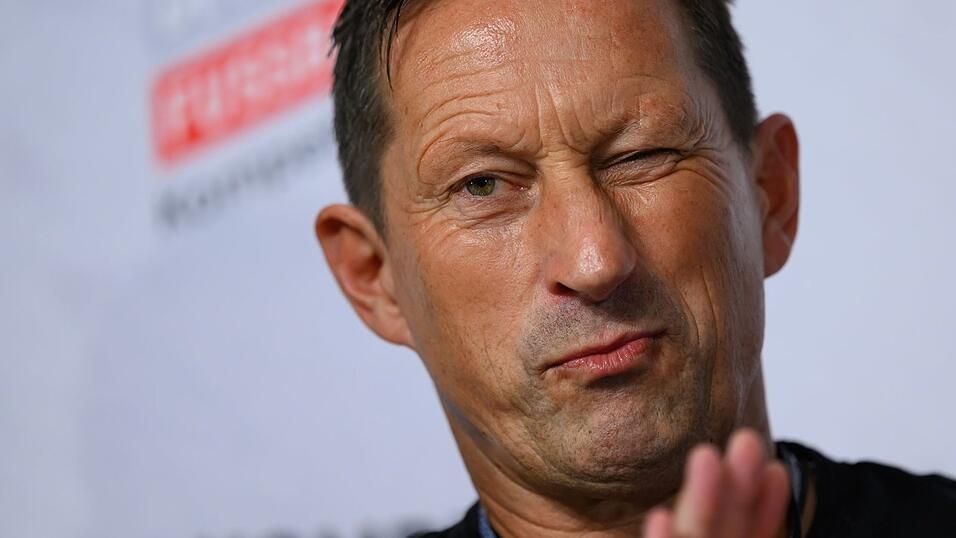 Hat in Lissabon jungen Spielern viel Einsatzzeit geben müssen: Roger Schmidt.