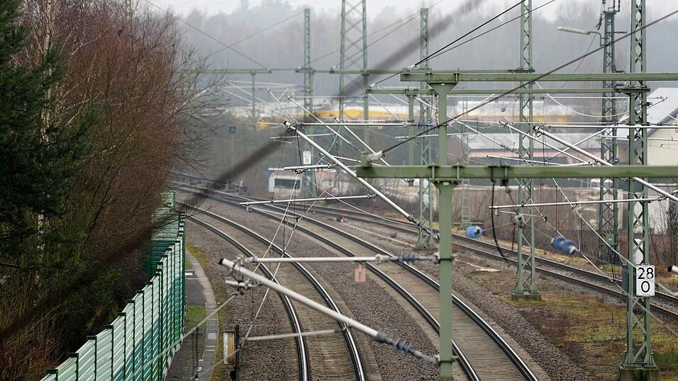 Der Regionalzug war in Richtig Homburg unterwegs.