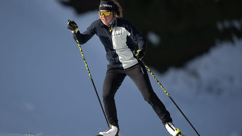 Laura Dahlmeier erklärte den Fernsehzuschauern die Feinheiten des Biathlon-Sports. (Archivfoto)
