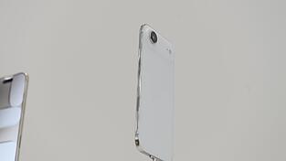 Apples neues iPhone Air bei der Vorstellung im Apple-Hauptquartier.